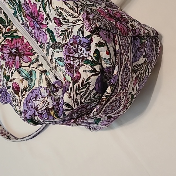 Vera Bradley Floral Bag-LAVENDAR MEADOW.  NWT. - Picture 7 of 16